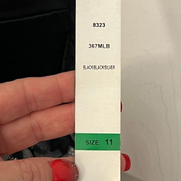 Snap Black and Lace Strapless Party Dress. Size Junior's 11 - Picture 3 of 9